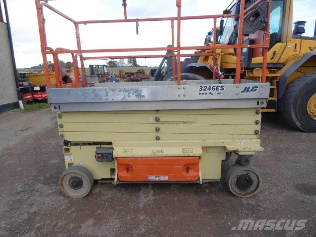 JLG 3245 ES Scissor lifts