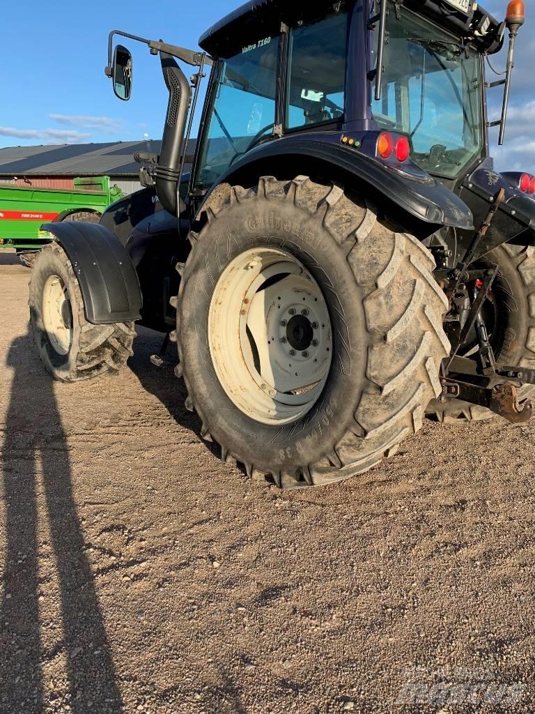 Valtra T 160 Tractors