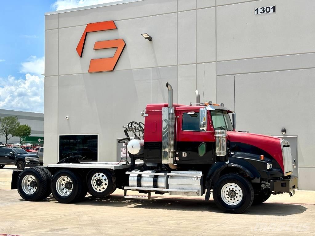 Western Star 4900 Prime Movers