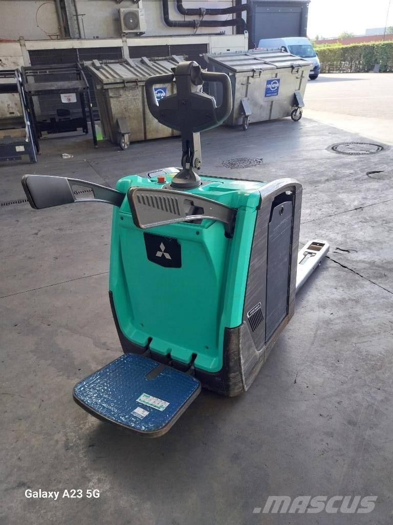 Mitsubishi PBV20N3 Low lift with platform