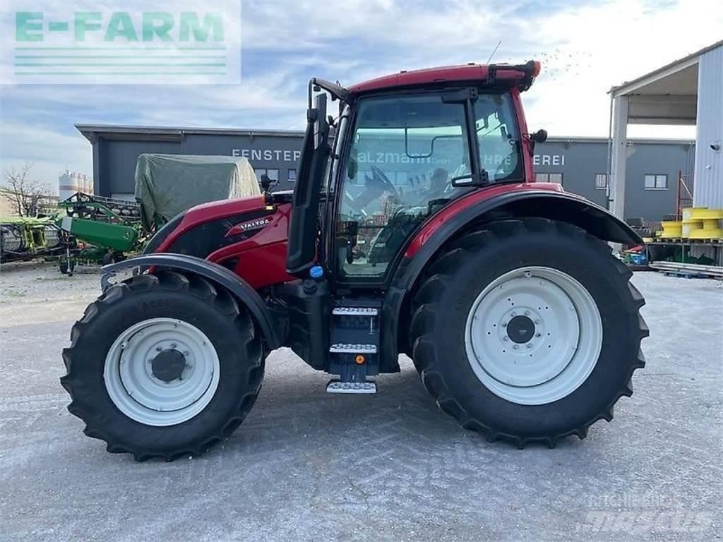 Valtra n155 Tractors