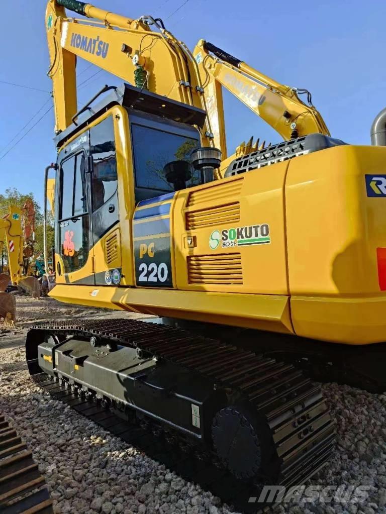 Komatsu PC 220-8 Crawler excavators