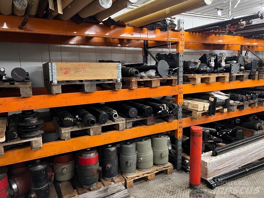 Palfinger Parts Loader cranes