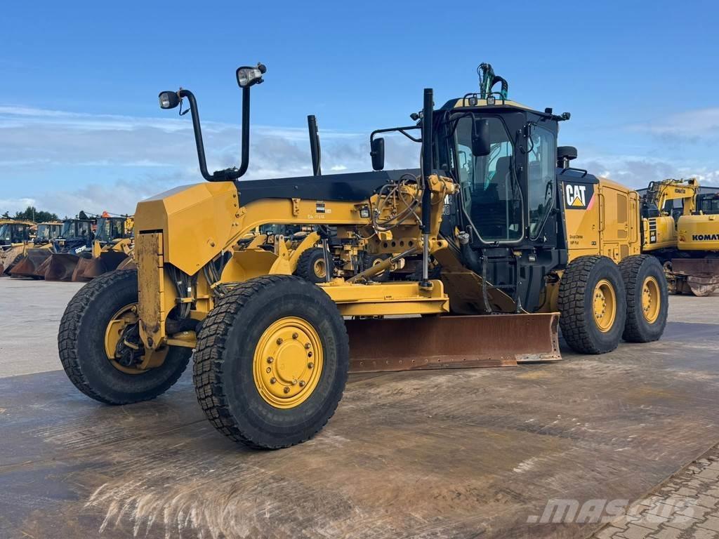 CAT 140M2 AWD Graders