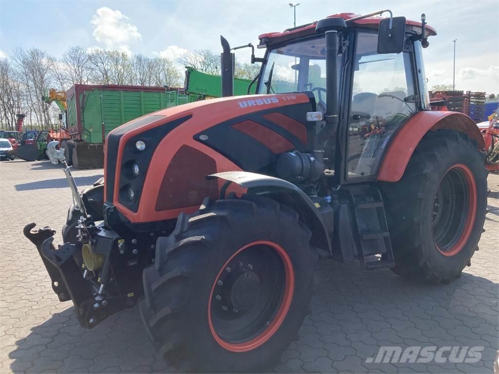Ursus C-3150 Tractors