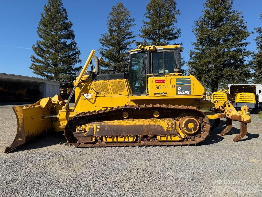 Komatsu D65PX-18 Crawler dozers