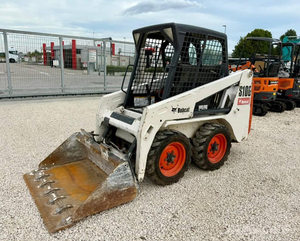Bobcat S 100 Skid steer loaders