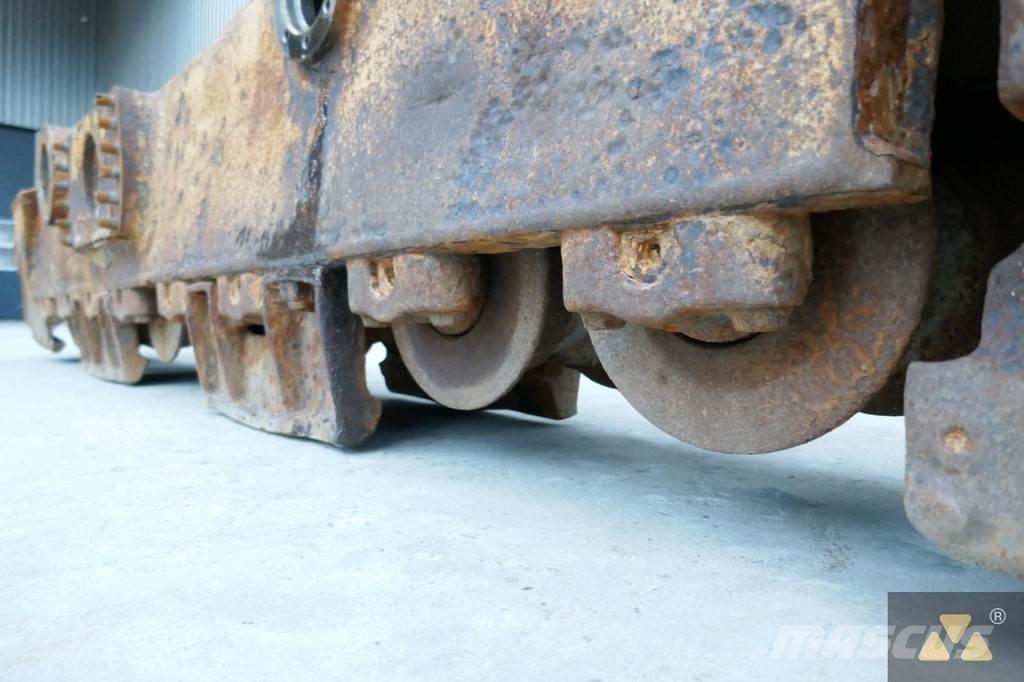 CAT 261-3079 Chassis and suspension