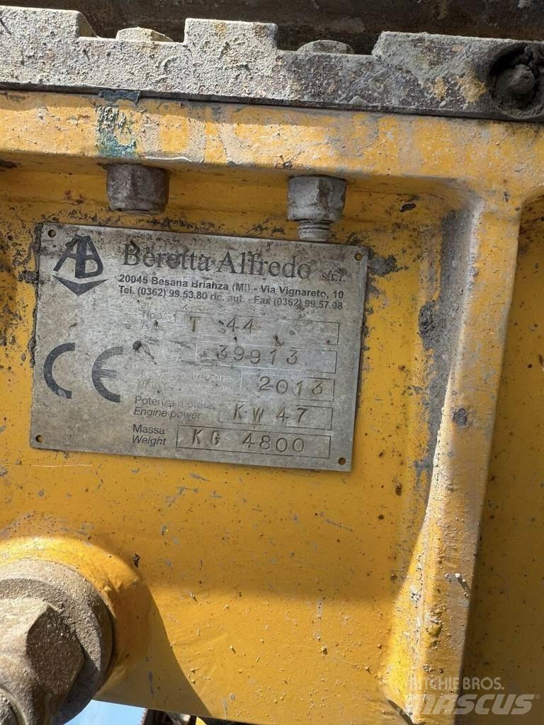 Beretta T44 x2 Anchor drill rigs