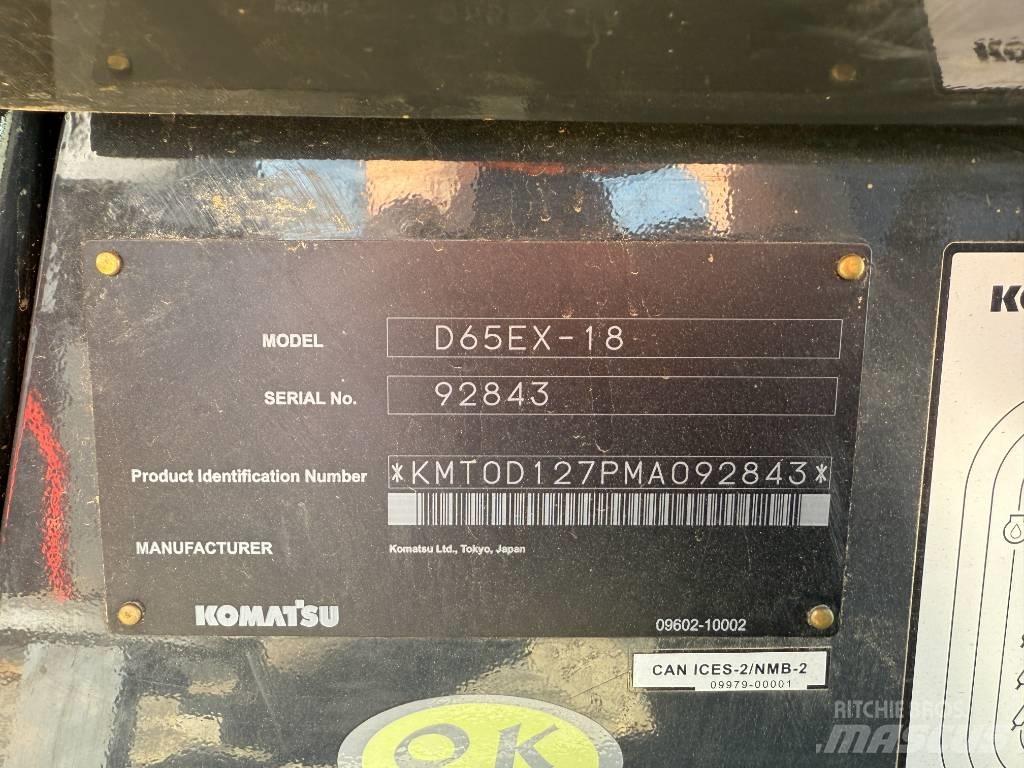 Komatsu D65EX-18 Crawler dozers