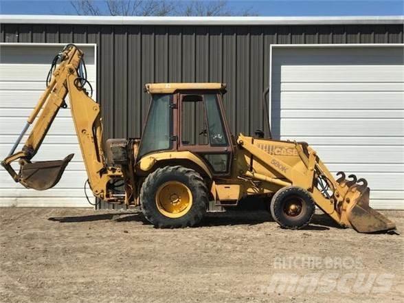 CASE 580K Backhoe