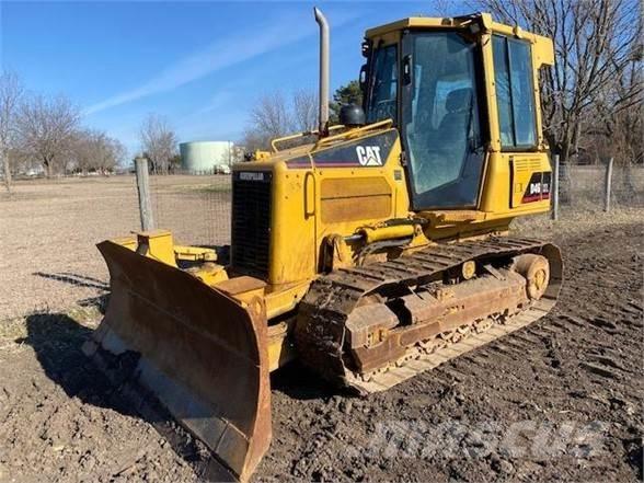 CAT D4G XL Crawler dozers