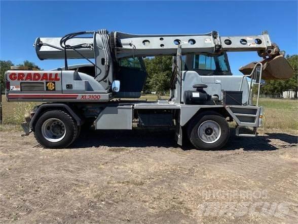 Gradall XL3100 Wheeled excavators