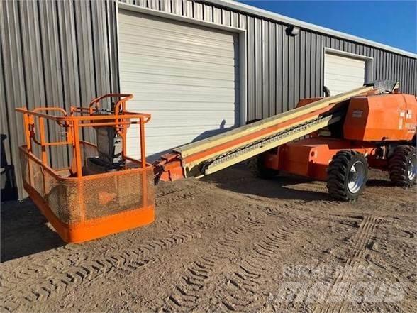 JLG 600S Telescopic boom lifts