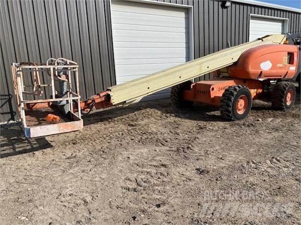 JLG 600S Telescopic boom lifts