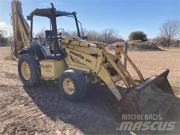 Komatsu WB140 Backhoe