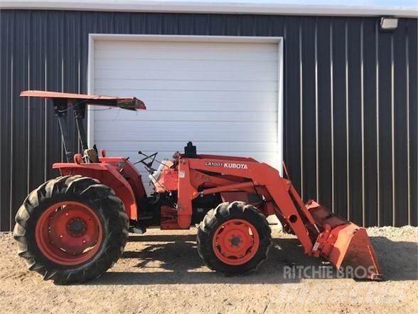 Kubota M4700 Tractors
