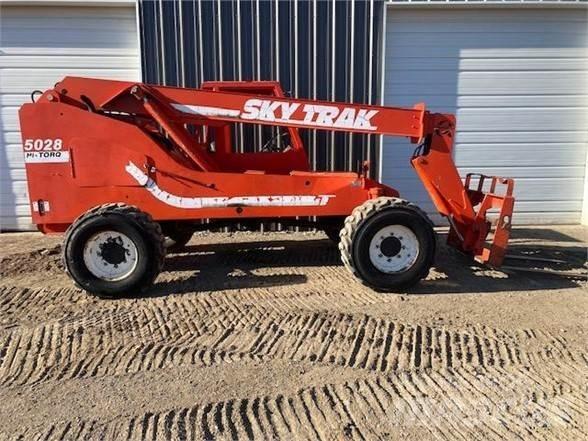 SkyTrak 5028 Telescopic handlers