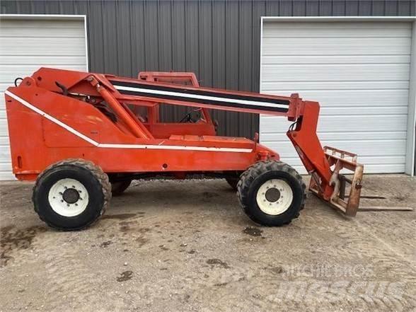 SkyTrak 5028 Telescopic handlers