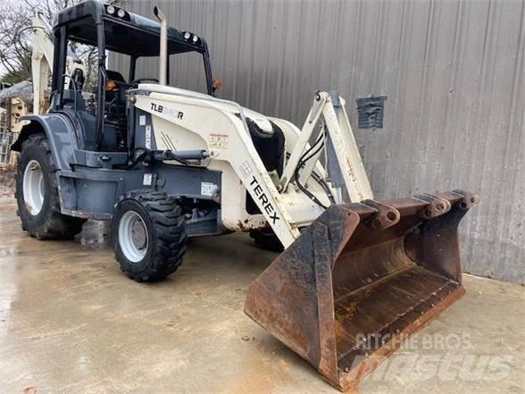 Terex TLB840R Backhoe