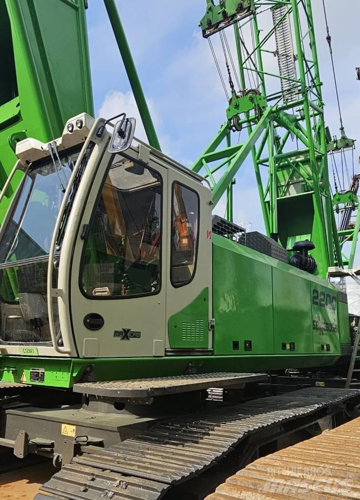 Sennebogen 2200 Track mounted cranes