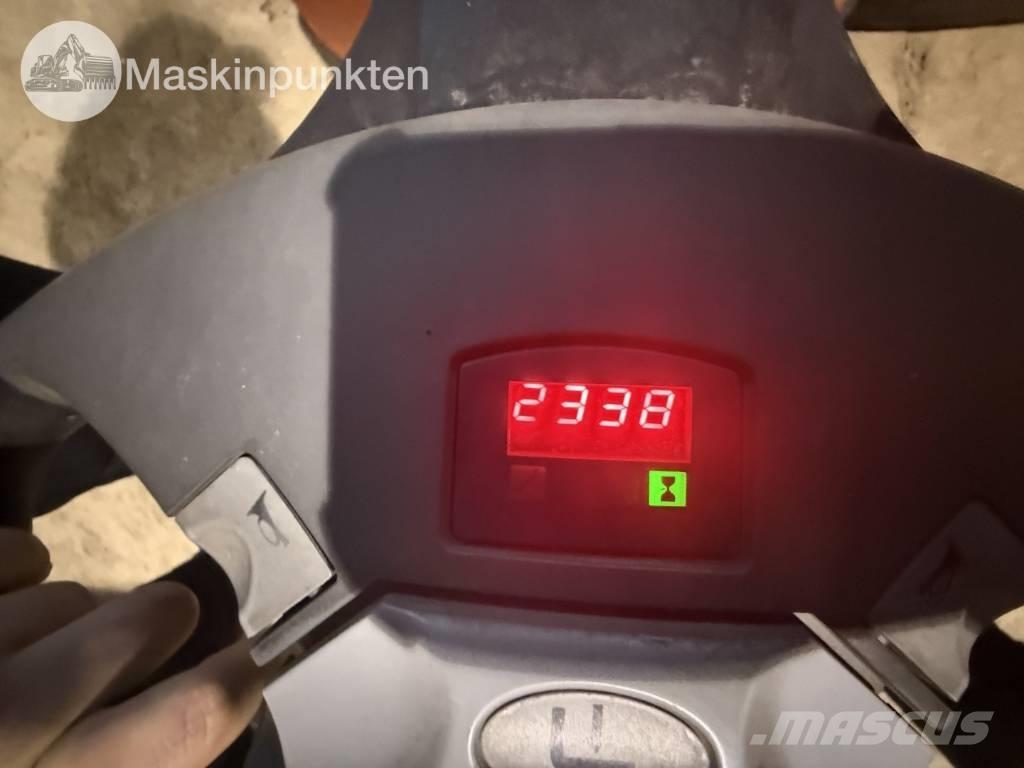 Toyota BT SWE 80 L Electric forklift trucks