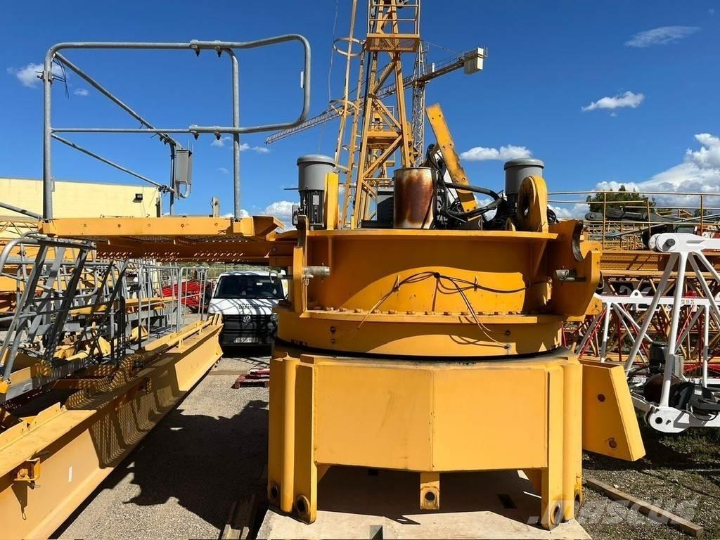Potain MD560B Tower cranes