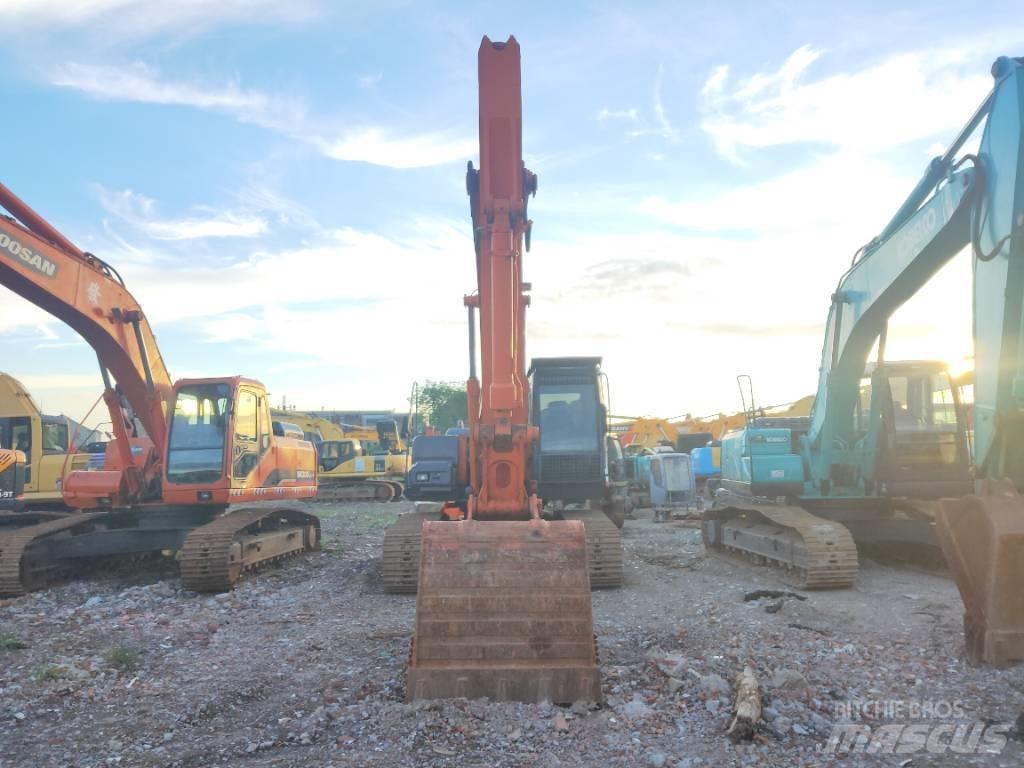 Hitachi ZX 210 Crawler excavators
