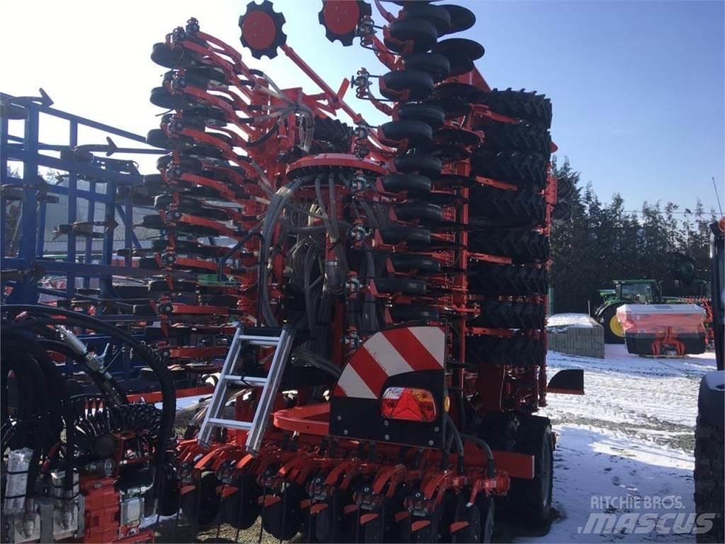 Kuhn ESPRO 8000R Drills