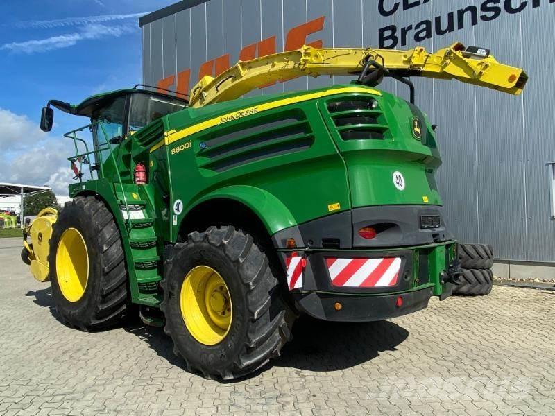 John Deere 8600i Forage harvesters