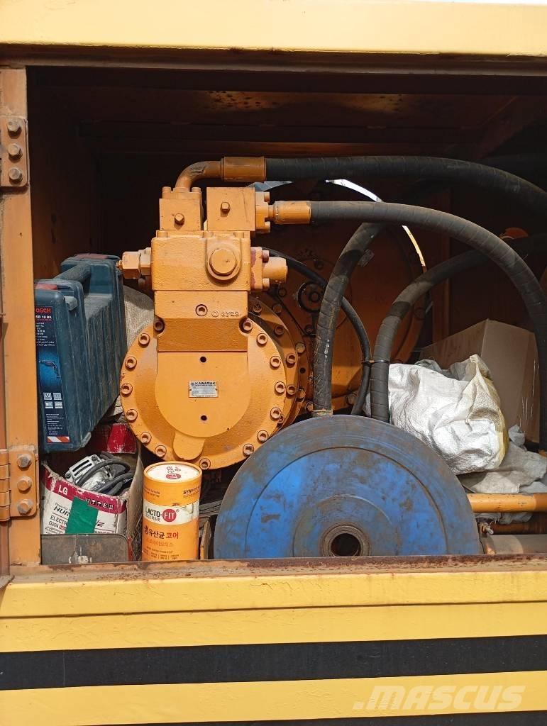 Samsung CX350C Track mounted cranes