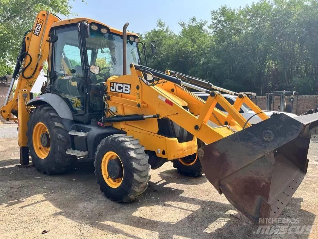 JCB 3 CX Backhoe