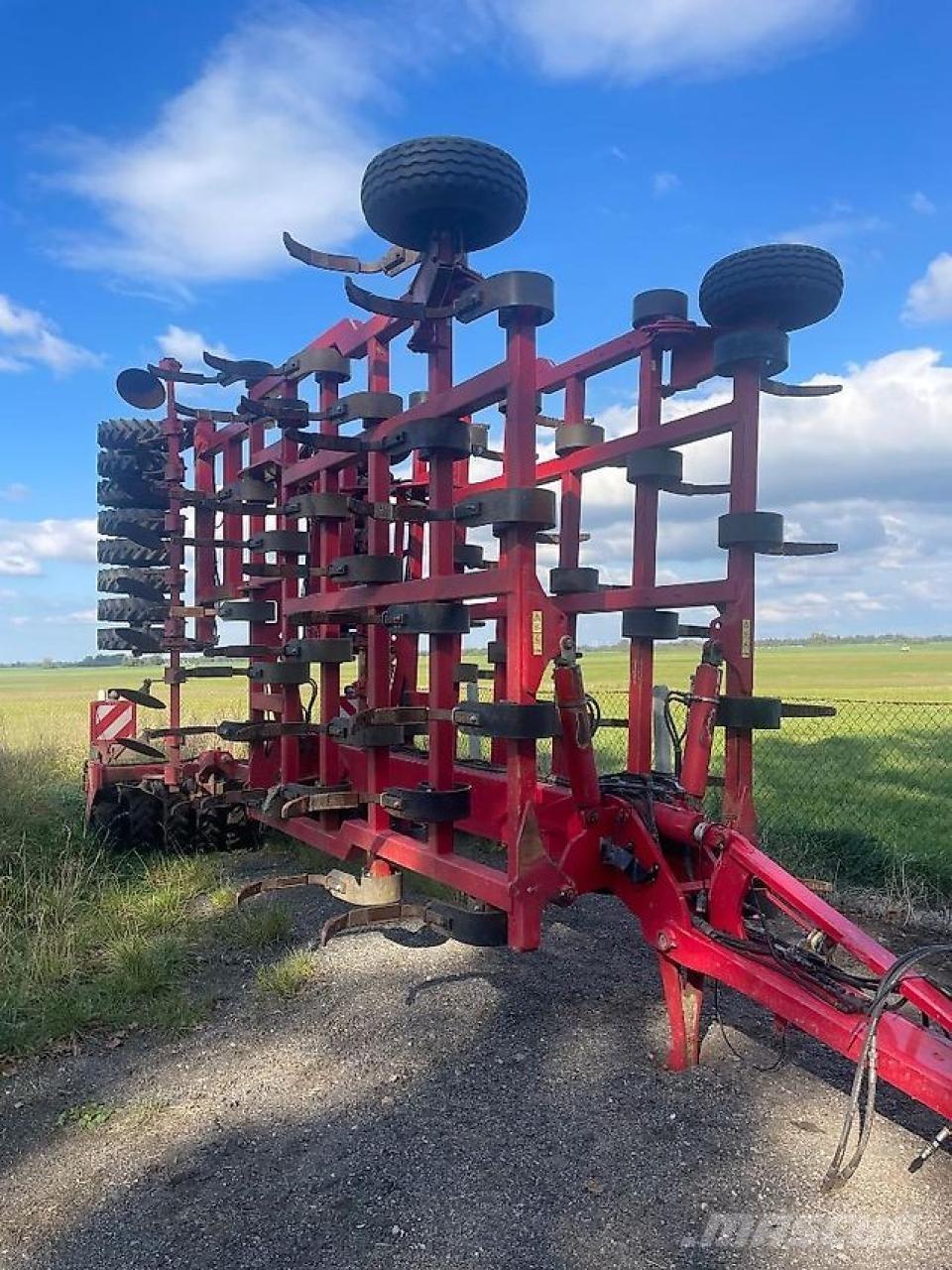 Horsch Tiger 8XL Cultivators