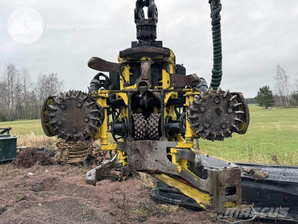 John Deere 1470 G Harvesters