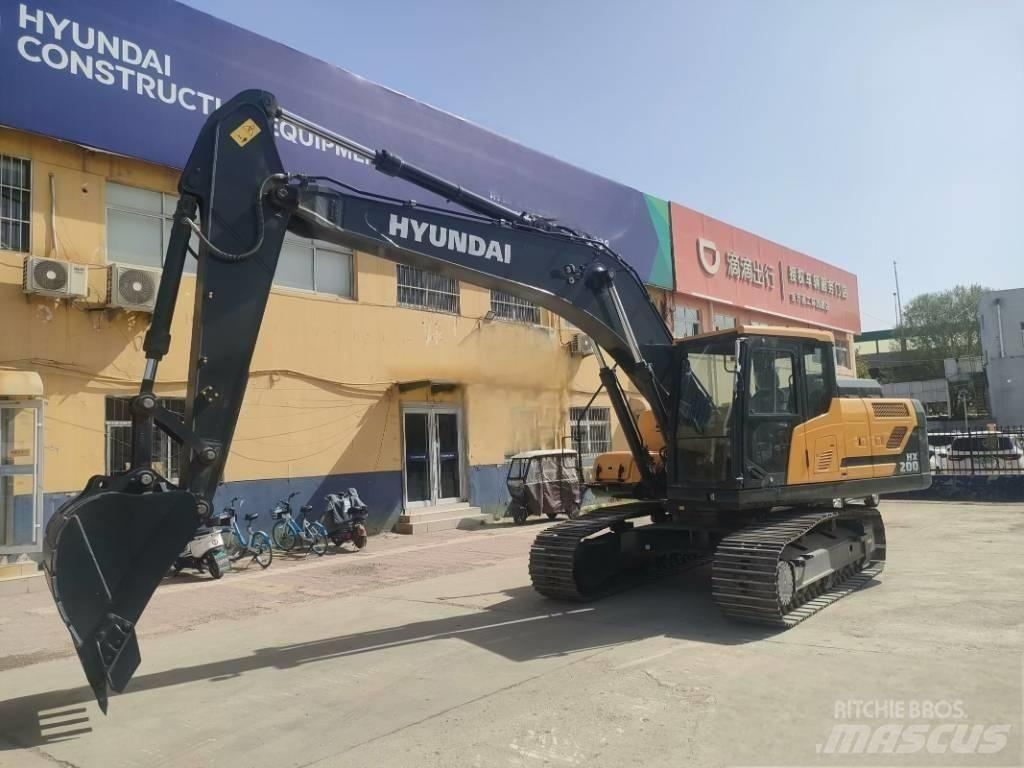 Hyundai HX 200 Crawler excavators