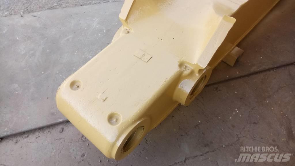 CAT 245 Booms and arms