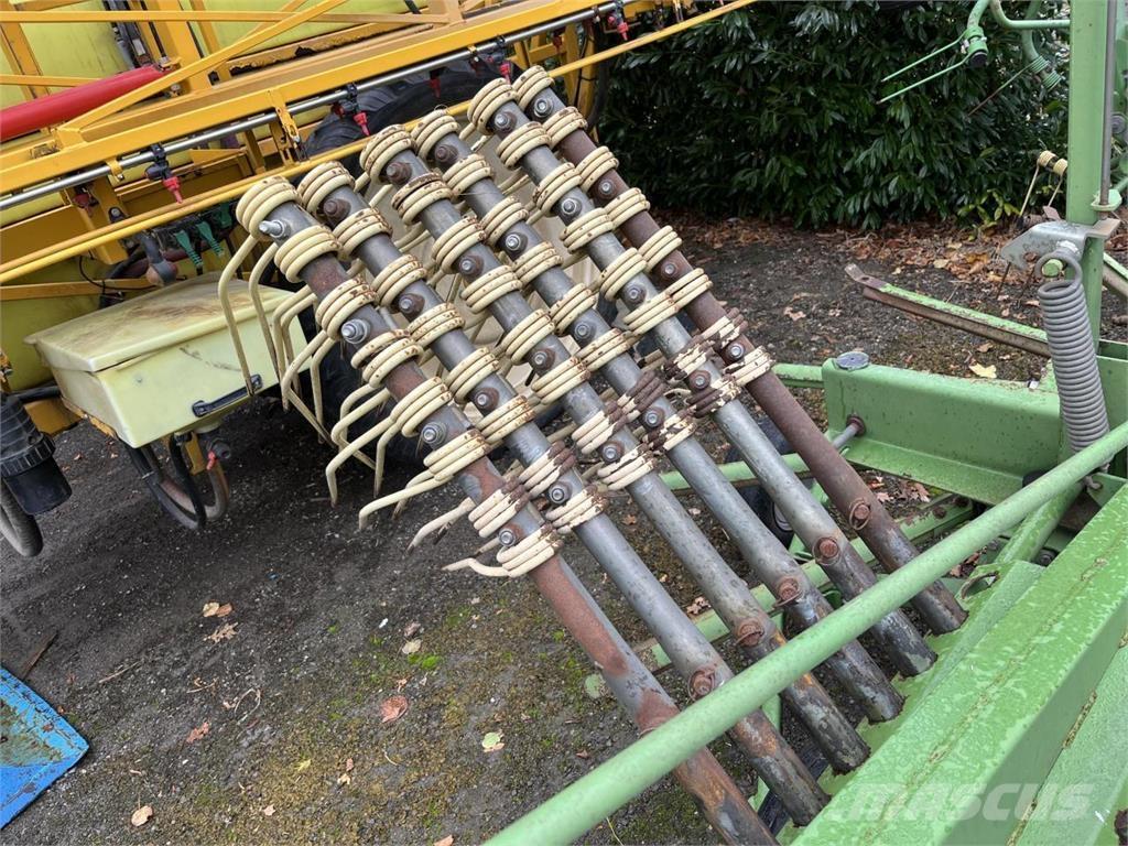Krone SWADRO 461 Windrowers