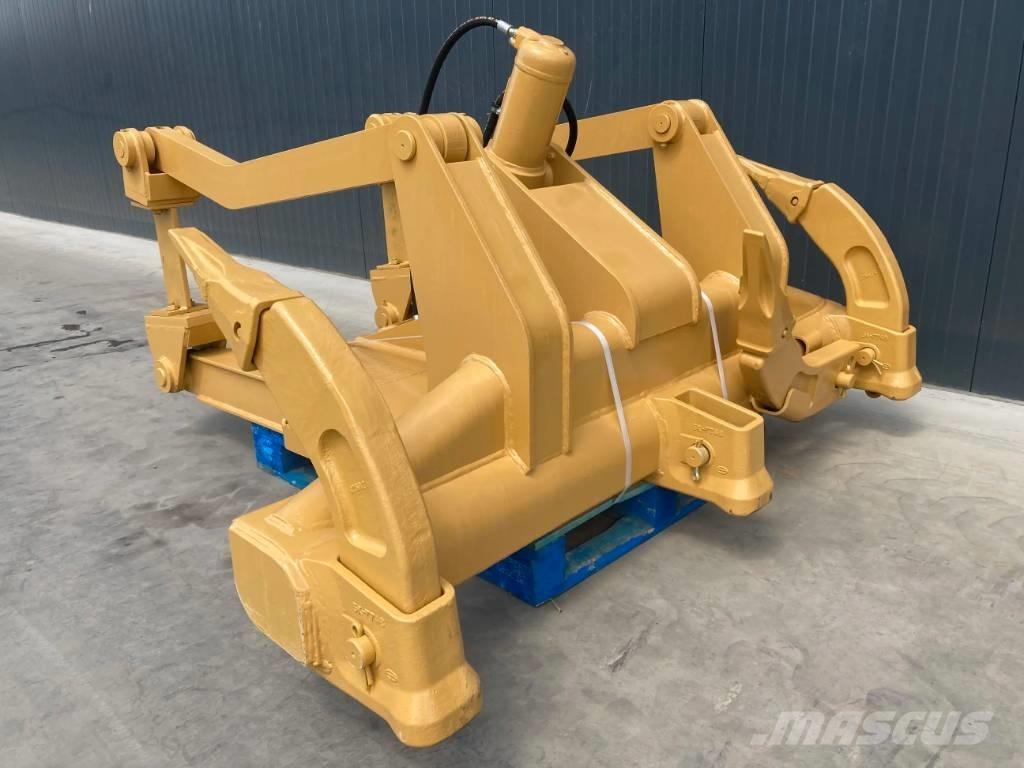 CAT D6T2 Scarifiers