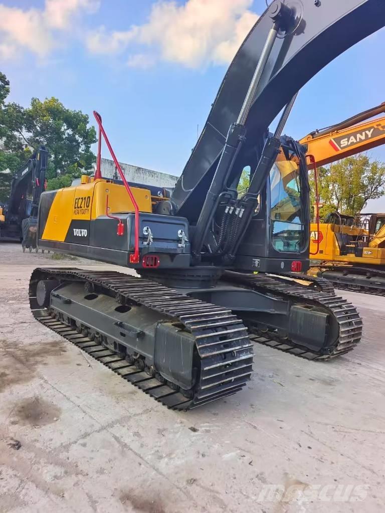 Volvo EC 210 B LC Crawler excavators