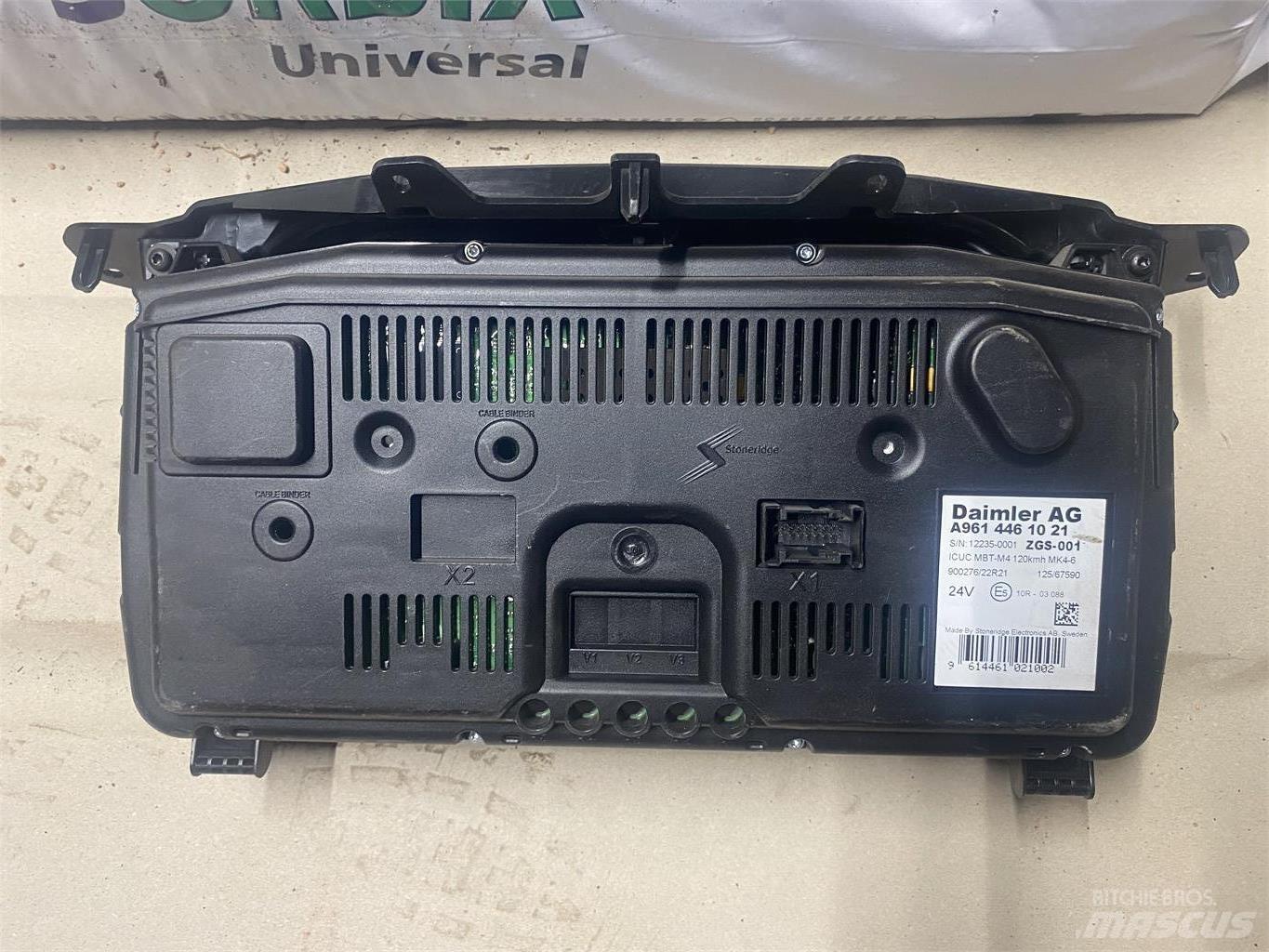Mercedes-Benz Actros Electronics