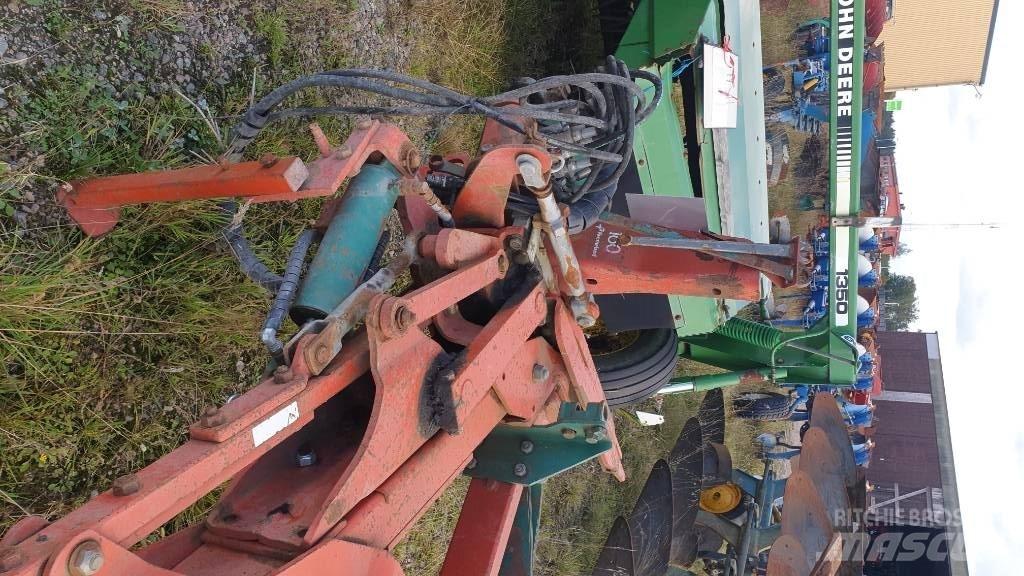 Kverneland EG85 Reversible ploughs