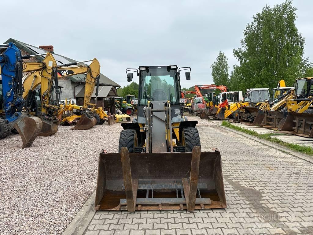 New Holland W 70 TC Wheel loaders