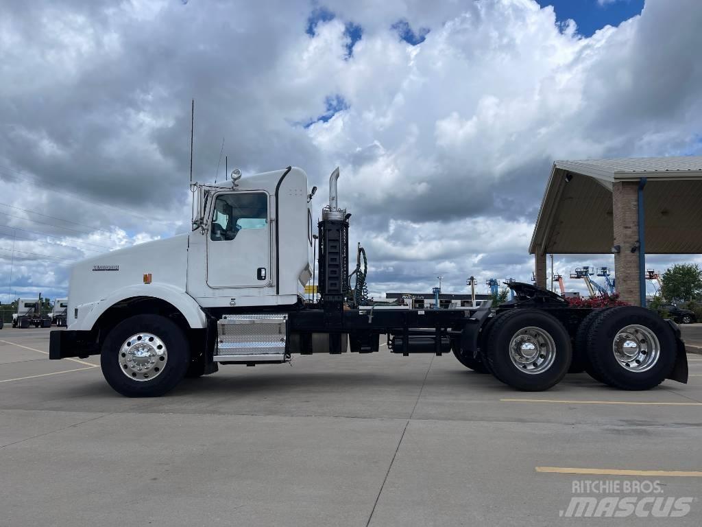 Kenworth T 800 Prime Movers
