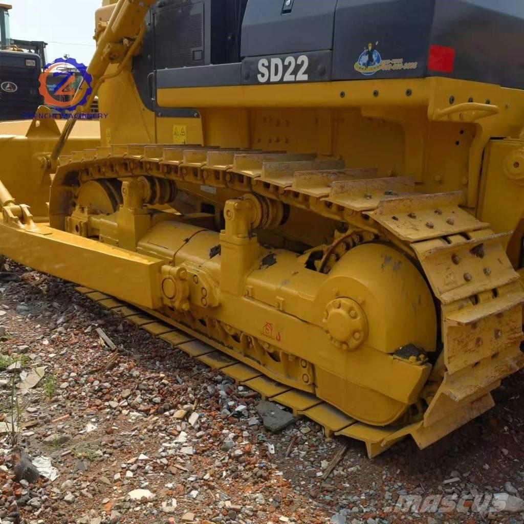 Shantui SD 22 Crawler dozers