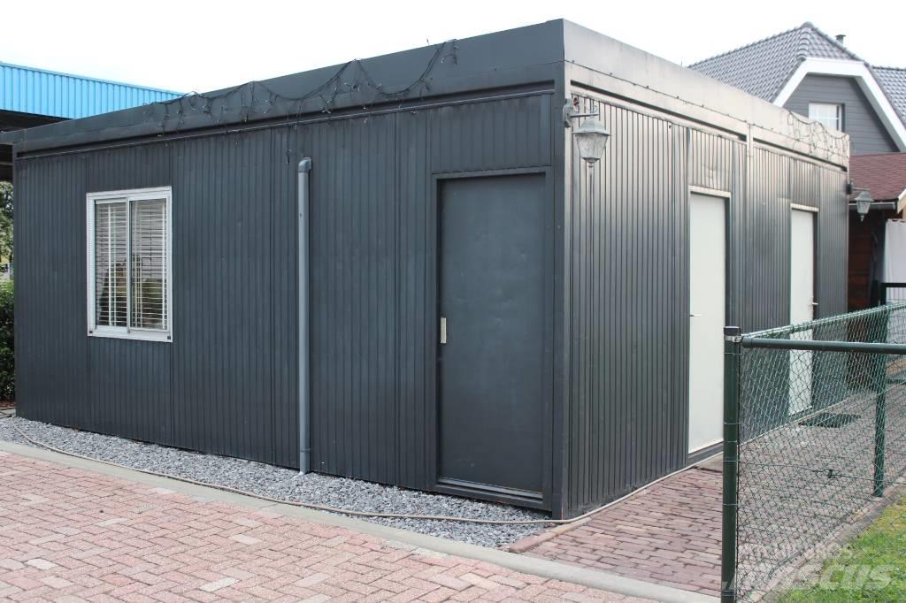  Units tekoop 6x6 Site Accomodation
