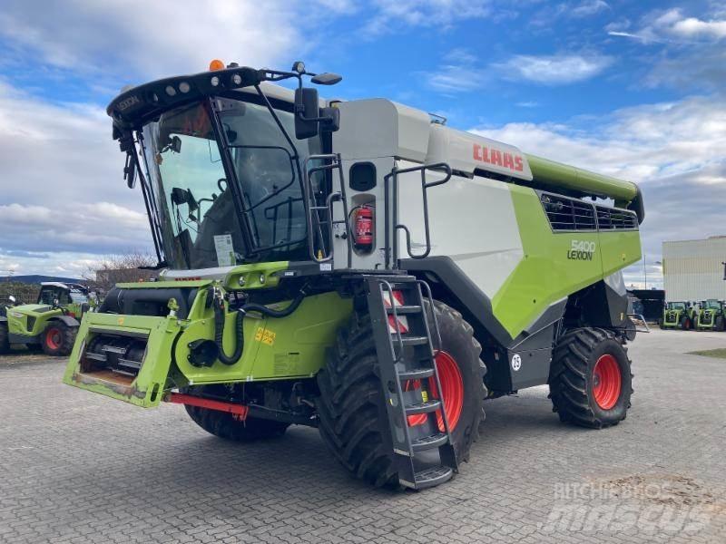 CLAAS LEXION 5400 Combine harvesters