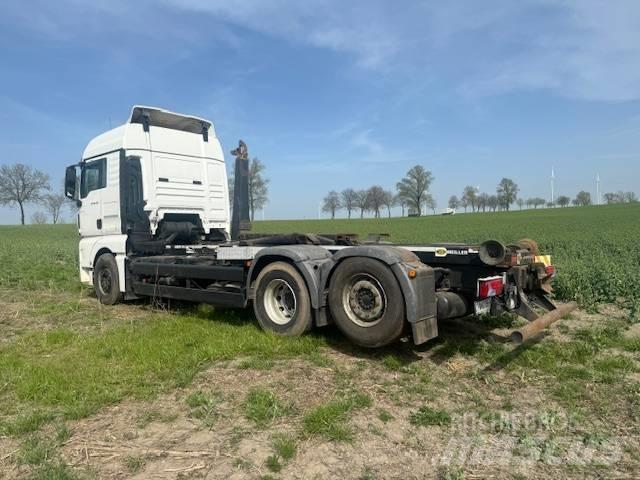 MAN 26.440 Hook lift trucks