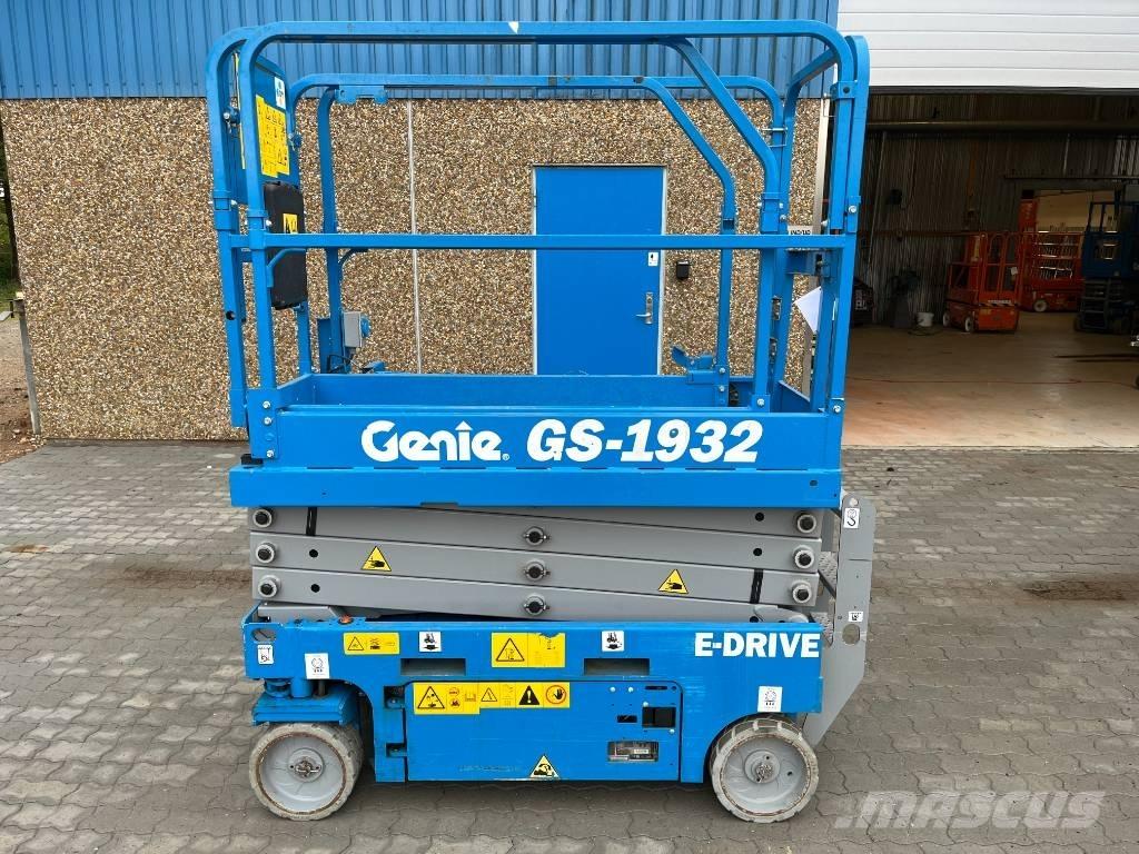 Genie GS 1930E-Drive Scissor lifts