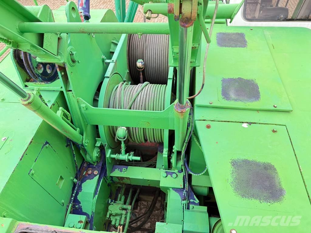 Kobelco BM 700 Track mounted cranes