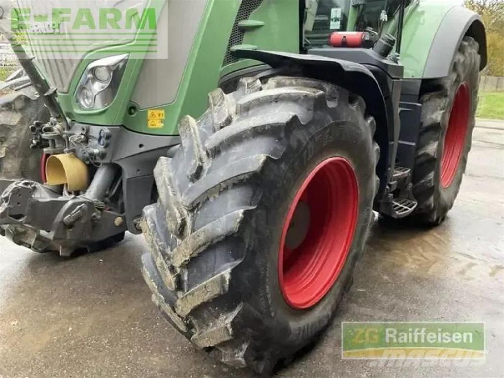 Fendt 828 vario Tractors